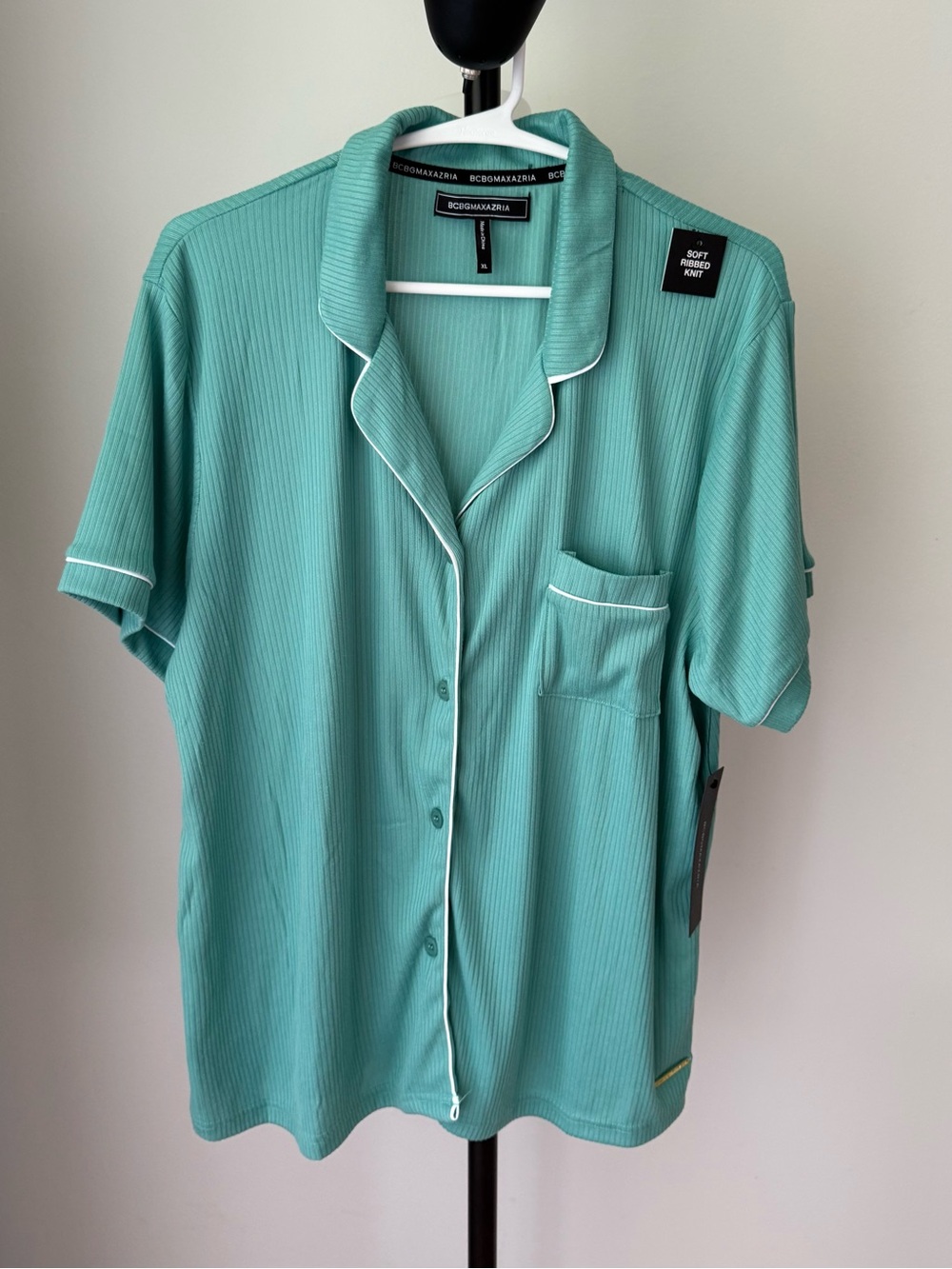 BCBGMAXAZRIA Women’s Pajama Set XL Soft Ribbed Knit Button Up Pants NWT